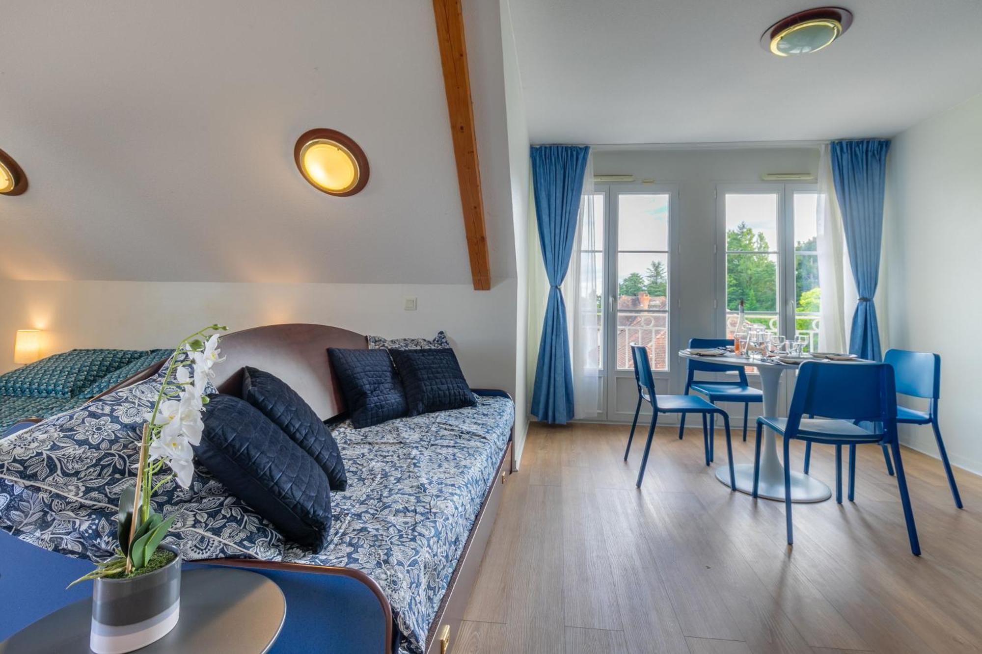 Grand Studio Le Bleu Posay La Roche-Posay Eksteriør bilde